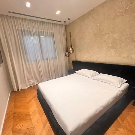 Vala Mar B22 Villa Durres